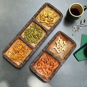 Plateau multifonctionnel en bois naturel 100% Plateau en bois décoratif Accessoires de cuisine Plat à collations Fabriqué en Inde - Product Image 1