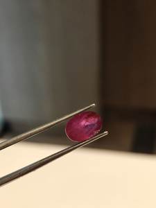 Rubí Rojo Natural de 4.29 ct, Forma Ovalada, Piedra Suelta para Joyería al Mejor Precio - Product Image 2
