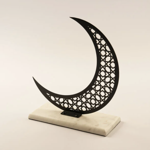 Centro de mesa islámico único de metal con forma de luna para decoración de mesa en el hogar. - Product Image 1