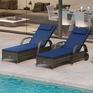 Set Moderno di Chaise Longue in Vimini per Patio con 2 Tavolini, Cuscini Blu Scuro, Poggiatesta, Schienale Regolabile, Ruote e Struttura in Metallo Resistente - Product Image 2