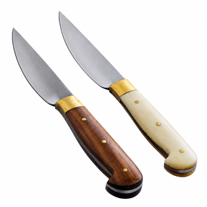 Couteaux de cuisine double usage, lames argentées avec manches en bois brun et en ivoire, embouts dorés, poignées rivetées pour la préparation des aliments - Product Image 1