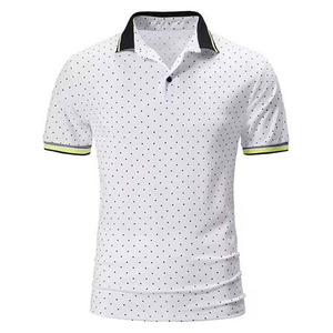 Polo pour homme avec col confortable, tissu extensible respirant, conçu pour les sports de plein air, les loisirs et un style quotidien. - Product Image 1