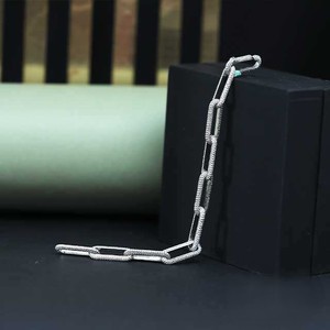 Bracelet à maillons en argent 925 géométrique, design minimaliste, unisexe, à porter tous les jours - Product Image 2