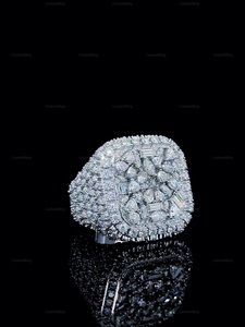 Anillo de Compromiso de Moissanita con Corte Mixto, Anillo de Boda con Halo, Engaste de Puntas, Estilo Clásico, Plata de Ley 925, Anillo para Mujer o Unisex - Product Image 3