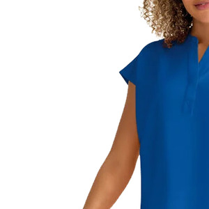 Conjunto de Uniforme Médico Unisex LAMA INDUSTRIES Azul Rey con Blusa de Manga Corta y Cuello con Muescas y Pantalones para Hospital y Enfermería con Detección de Agujas - Product Image 5