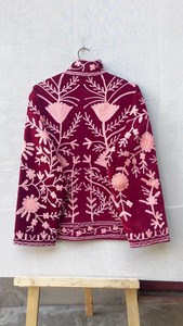 Robe en velours à col mandarin, broderie florale Suzani, manches longues, coupe ample, style vintage, tissage naturel, pour l'automne - Product Image 3
