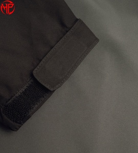 Veste softshell homme color block imperméable coupe-vent entièrement zippée pour le travail en extérieur, respirante, pour l'hiver et la pluie - Product Image 2