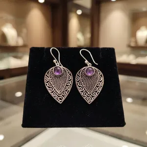 Pendientes de latón con amatista natural |   Pendientes Colgantes Hechos a Mano con Piedras Preciosas |   Joyería al por Mayor - Product Image 5