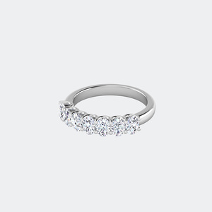 Anillo de media eternidad con engaste de puntas y corte ovalado de 1.40 quilates - Product Image 5