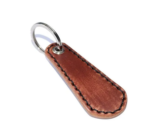 Llavero de Cuero Genuino de Alta Calidad con Logotipo Personalizado, Forma Hexagonal, para Regalo de Navidad o Promoción - Product Image 2