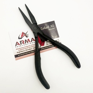 Pince à extensions capillaires à bout plat en acier inoxydable noir mat, multifonctionnelle, avec logo personnalisé - Product Image 1