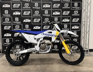 มอเตอร์ไซค์วิบาก Husqvarna FC250 รุ่นปี 2025-2026 ประกอบเสร็จสมบูรณ์แบบ OEM DIY Industries พร้อมจัดส่ง - Product Image 4