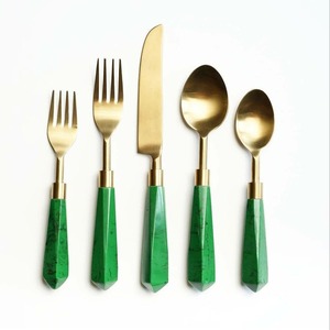 Modern Gold Cutlery Set with Green <b>Acrylic</b> Handles Premium Flatware Dining Utensils for Wedding and Daily Use - Product Image 4