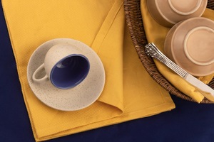 Stock en gros à l'étranger : Serviettes carrées réutilisables 16x16 pouces 100% coton, durables et écologiques pour avion - Product Image 5