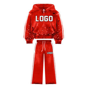 Chándal de primera calidad unisex con capucha y cremallera, pantalones acampanados, bordado desgastado, logotipo personalizado y pedrería. - Product Image 4