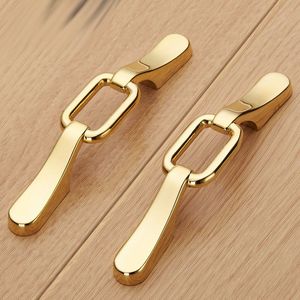 Manijas de Latón Premium para Puertas de Armario, Acabado Dorado, Tiradores Decorativos para Cajones de Armario, Herrajes de Lujo para Muebles de Interior - Product Image 3