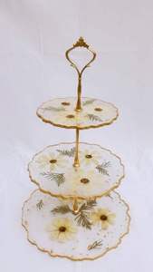 Soporte para Pastel de Resina Epoxi Duradero y de Alta Calidad con Bordes Dorados Brillantes y Varilla Dorada, Utensilio Decorativo Esencial para la Cocina - Product Image 3