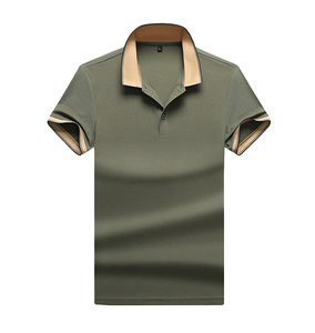 Chemise décontractée de golf pour homme rouge à col montant, manches courtes, imprimé numérique, anti-plis, logo frontal, tricotée unie 180g - Product Image 3
