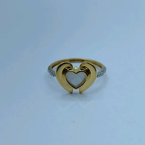 แหวนทองคำ 22K ดีไซน์รูปหัวใจประดับเพชร แหวนนิ้วดีไซน์เก๋สำหรับผู้หญิง เครื่องประดับทันสมัยสำหรับใส่ในชีวิตประจำวัน - Product Image 1