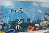Mosaïque murale moderne en carreaux de verre à fleurs violettes Belle conception de parquet pour villa Solution graphique capable