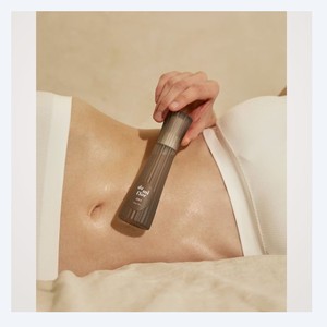 Brume corporelle Demiflo Korean K-Beauty 081 Fleurage, fabriquée en Corée, flacon vaporisateur 80ml. - Product Image 5