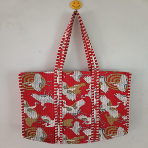 Bolso de Hombro Grande para Mujer, Acolchado, de Algodón, con Estampado de Grulla Roja, Plegable, Hecho a Mano, de Gran Capacidad, Tejido Suave, para Viaje - Product Image 1