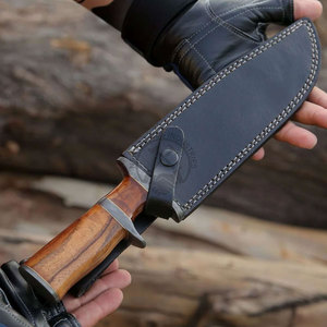 Nouvelle édition de marque, couteau de chasse à lame fixe en acier Damas de 13 pouces, manche en bois de rose, couteau tactique multifonctionnel de survie en plein air - Product Image 6