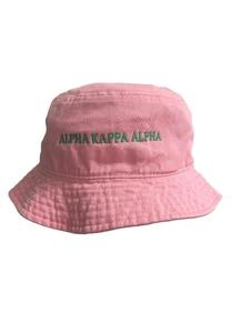 Chapeau de pêcheur en maille respirante pour femmes et filles, chapeau seau perforé vert Kelly personnalisé avec logo AKA brodé, chapeaux seau - Product Image 2
