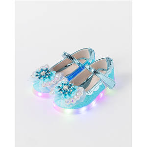 Zapatos de Vestir con Flores de Plástico Estilo Coreano OZKIZ para Niñas de 2 a 6 Años, Moda Infantil Primavera/Otoño, Venta al Por Mayor - Product Image 1