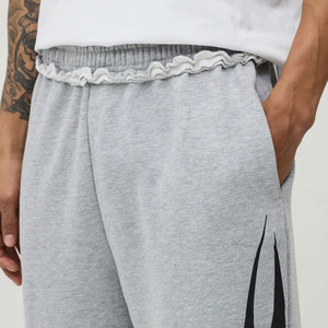 Pantalon de jogging gris pour homme avec taille élastique et bande latérale noire imprimée, coupe décontractée, en coton mi-lourd, idéal pour l'automne - Product Image 6