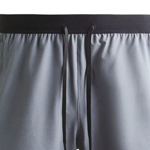 Shorts d'entraînement double couche légers et extensibles avec doublure intégrée pour la course, la gym, l'exercice et les activités de plein air - Product Image 5