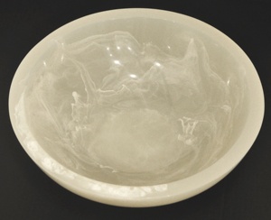 Tazones de Resina Pulida de Alta Calidad con Diseño Bonito para Fiestas, Ensaladas y Cenas, Hechos a Mano, Sostenibles, Aptos para Alimentos, Duraderos y Personalizables - Product Image 5