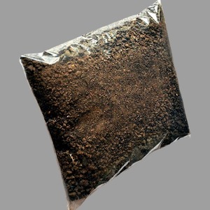 Engrais organique certifié à base de tourteaux de ricin pressés à froid de haute qualité, produit par des agriculteurs du sud de l'Inde - Product Image 2