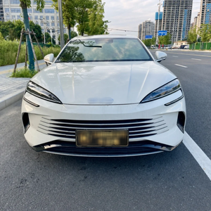 Sedán PHEV de Lujo Usado BYD Seal 07 DM-i 125KM 2025, Bajo Kilometraje 7,700 KM, 5 Asientos, Exportación desde China - Product Image 2