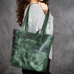 กระเป๋าโท้ทหนังสีเขียวสำหรับตกแต่งกระเป๋าถืออินเทรนด์ดีไซน์สวยสำหรับผู้หญิงกระเป๋าโท้ทหนังนิ่ม - Product Image 1