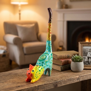 Statue de chat sauteur en bois d'albizia faite à la main, figurine d'animal à longue queue, artisanat en bois peint à la main multicolore, décoration pour la maison et le bureau - Product Image 3