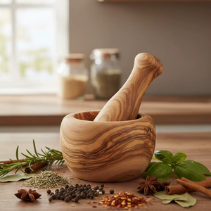 Ensemble classique de mortier et pilon en bois pour moudre les épices, les herbes, les graines et préparer facilement des recettes traditionnelles - Product Image 1