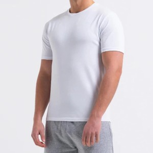 Camiseta Casual para Hombre, Ligera y Transpirable, de Jersey, con Logotipo Frontal, Cuello Redondo, Corte Regular, Manga Corta - Product Image 1