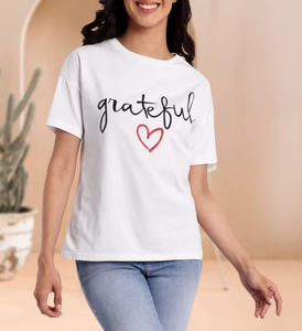 T-shirt en coton léger pour femmes T-shirt décontracté à manches courtes haut d'été doux et confortable parfait pour le style décontracté de tous les jours - Product Image 4