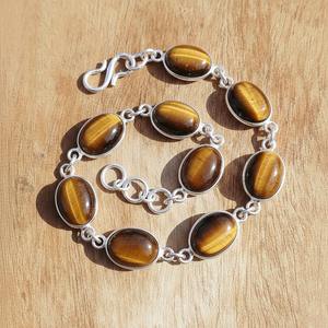 Bracelet en laiton traditionnel avec pierres précieuses naturelles pour l'équilibre énergétique, la réduction du stress et l'usage quotidien – En promotion - Product Image 1