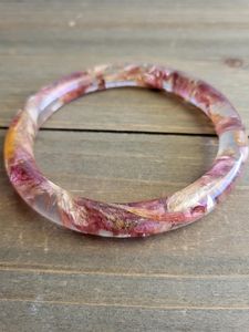 Elegant Wide Resin <b>Bangle</b> <b>Bracelet</b> With Glitter Finish Modern Fashion Accessories For Women Everyday Style - Product Image 5