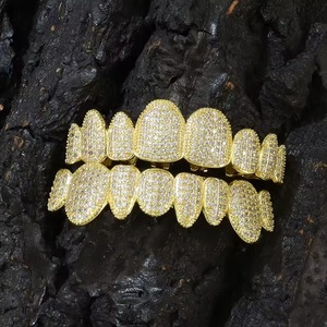 Grillz dentaires en laiton Iced Bling 20 dents, micro-incrustations de moissanite, pour le haut et le bas, pour fêtes et cosplay - Product Image 2