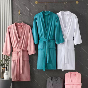Cotton Waffle Style Bathrobe for Adult Couples Absorbent Hotel Home Wear Autumn and Winter Cotton Bathrobe Wholesale - Product Image 4