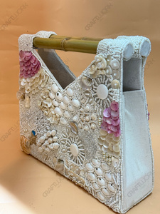 Bolso de Mano Hecho a Mano con Cuentas de Conchas Marinas y Asa de Bambú, Bolso de Playa Costero, Bolso de Perlas y Conchas, Bolso de Moda para Mujer, Venta al Por Mayor - Product Image 4
