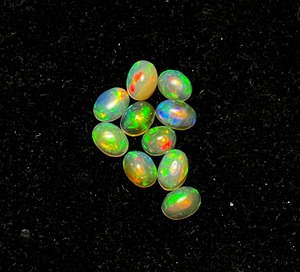 Opale d'Éthiopie naturelle ovale cabochon, pierre précieuse en vrac, opales de feu cabochons pour la fabrication de bijoux et la vente en gros - Product Image 4