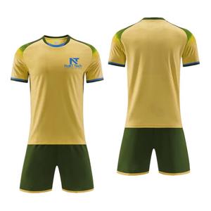 Ropa Deportiva Cómoda, Uniforme de Fútbol para Hombre, 100% Poliéster, Uniforme de Fútbol Personalizado para Hombre - Product Image 4