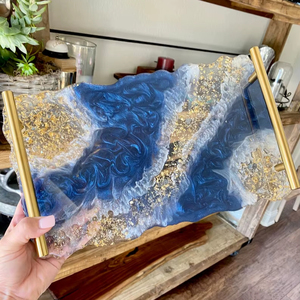 ถาดเรซิ่นลายจีโอด สไตล์อาเกต สีน้ำเงินเข้ม ถาดเสิร์ฟตกแต่งเรซิ่นพร้อมหูจับทองคำสไตล์โมเดิร์น - Product Image 1