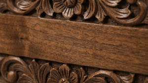 Grand miroir mural artisanal de luxe en bois de style Art déco pour la décoration de la chambre et de la salle de bain - Product Image 3