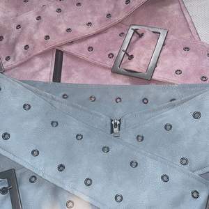 Minifalda Sexy y Transpirable de Cuero Genuino con Cinturón para Mujer - Product Image 6