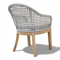 Ensemble de chaises de salle à manger modernes en rotin tressé pour l'extérieur, en bois de teck, pour jardin et terrasse, idéal pour les projets de mobilier de restaurant et d'hôtel